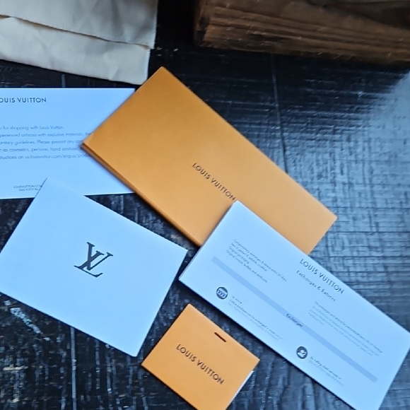 BRAND NEW LOUIS VUITTON POCHETTE KIRIGAMI MEDIUM POUCH ENVELOPE CLUTCH - Picture 13 of 17